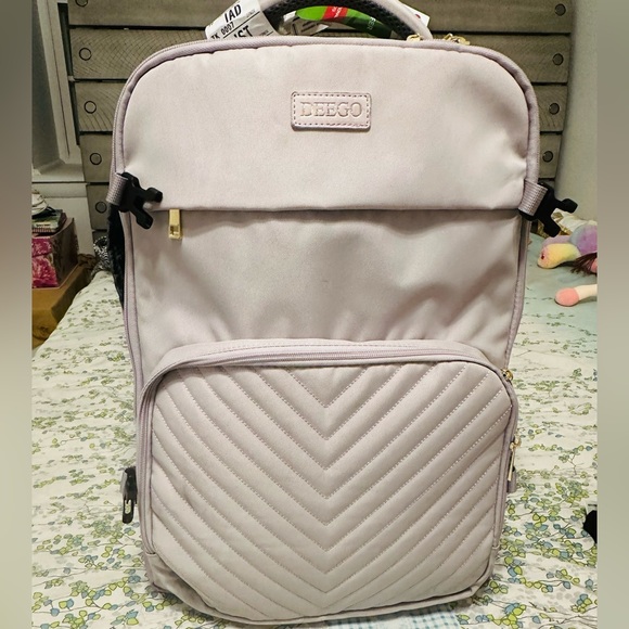 Carryon / backpack / airport small  luggage - Picture 1 of 10